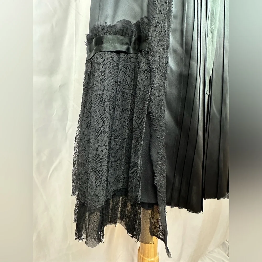 NWT Prada Black 100% Silk Satin & Lace Skirt Sz 38